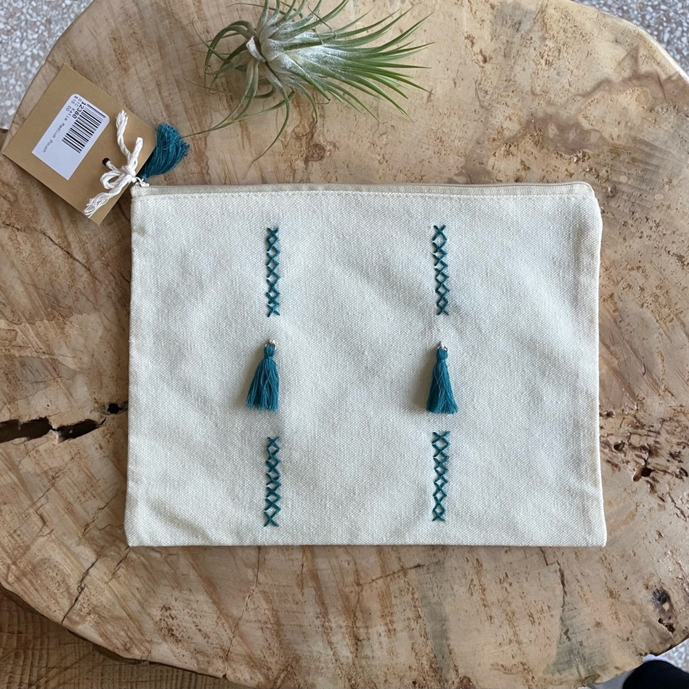 Embroidered and Tassel Zipper Pouch